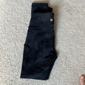camo lululemon leggings